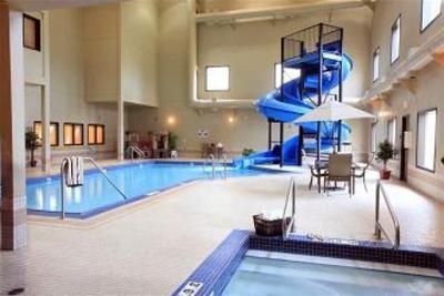 фото отеля Pomeroy Inn & Suites Grande Prairie