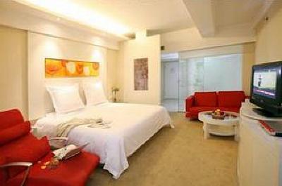 фото отеля St.Rich Hotel