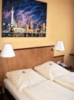 фото отеля Hotel Astor Wuppertal