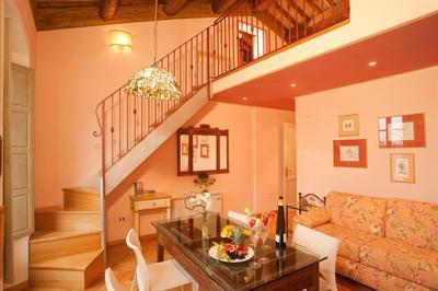 фото отеля Casale la Favorita