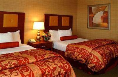 фото отеля Embassy Suites Hot Springs