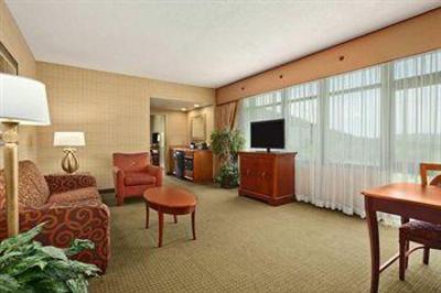 фото отеля Embassy Suites Hot Springs