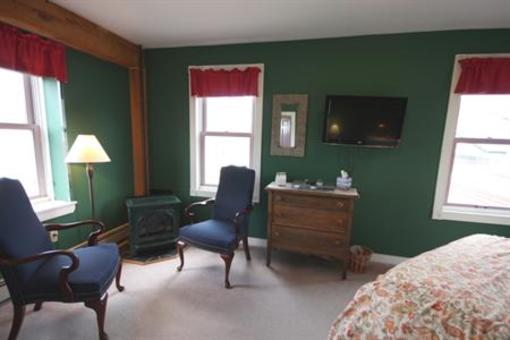 фото отеля Maple Hill Farm B&B Inn