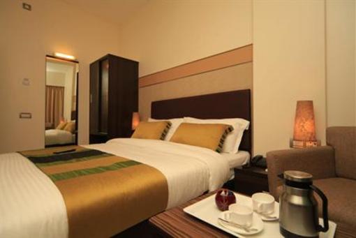 фото отеля Centurion Inn Pune