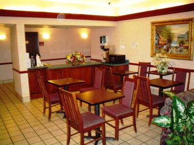 фото отеля Country Hearth Inn of Ripley