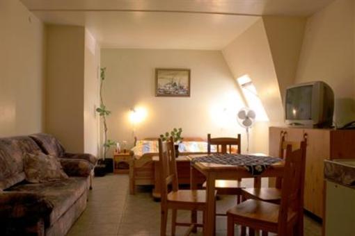 фото отеля Apartman Hotel Sarvar