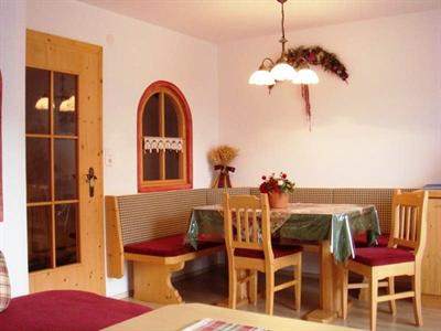 фото отеля Bauernhof Ur-Plaiknerhof