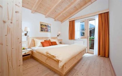 фото отеля Brugger Dorfl Chalet Mayrhofen