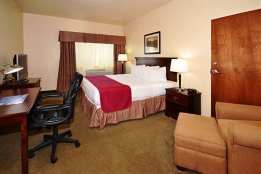 фото отеля BEST WESTERN El-Quartelejo Inn & Suites