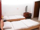 фото отеля Roxel Inn Favorite Chalet Bangalore
