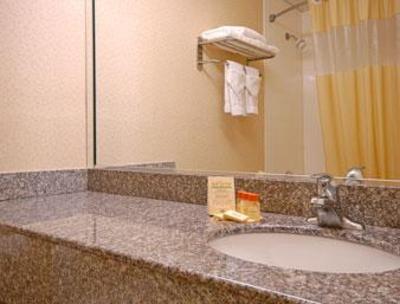 фото отеля Days Inn Woodbridge Iselin