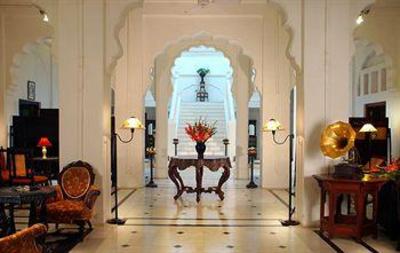 фото отеля WelcomHeritage Balsamand Lake Palace Hotel Jodhpur
