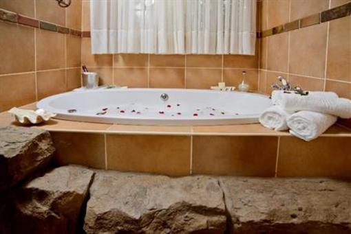 фото отеля Imfezi Kruger Lodge