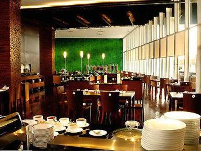 фото отеля Novotel Bandung