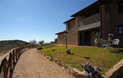 фото отеля Farmhouse Forte Sorgnano Bettona