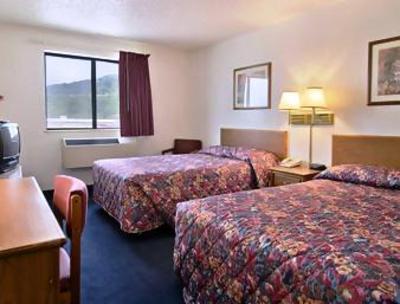 фото отеля Super 8 Motel Huntington (West Virginia)