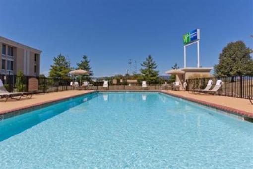 фото отеля Holiday Inn Express Woodstock / Shenandoah Valley