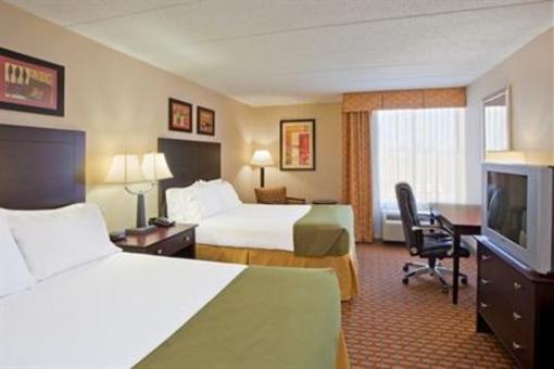 фото отеля Holiday Inn Express Woodstock / Shenandoah Valley