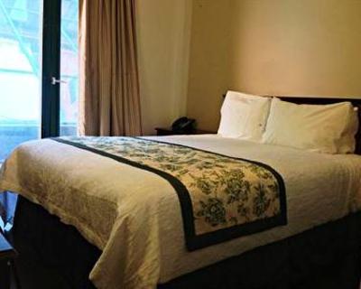 фото отеля Hotel Bourbon Montreal