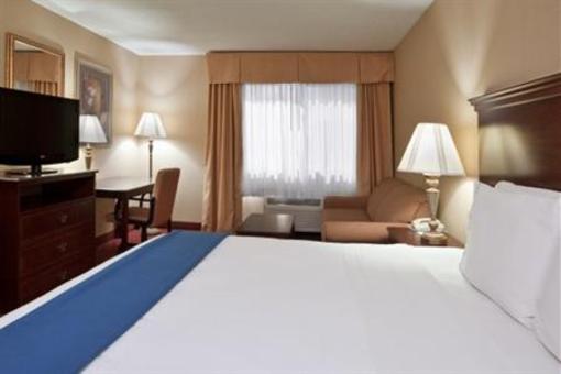 фото отеля Holiday Inn Express Mt. Vernon