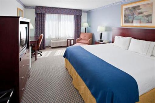 фото отеля Holiday Inn Express Elkhart North - I-80 90 Ex. 92