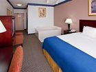 фото отеля Holiday Inn Express Elkhart North - I-80 90 Ex. 92