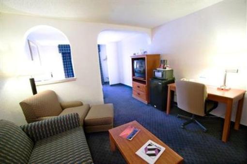 фото отеля Holiday Inn Express Santa Fe