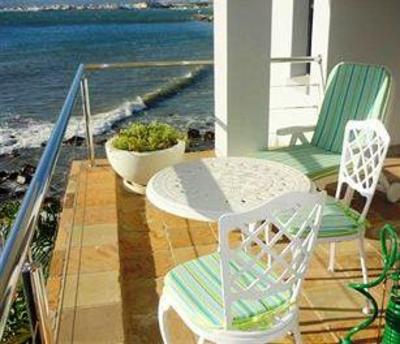 фото отеля 185 Beach Road Villa and Apartments Gordon's Bay