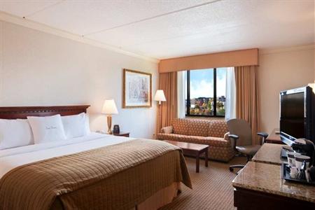 фото отеля Doubletree Cleveland South