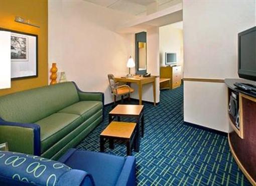 фото отеля Fairfield Inn & Suites by Marriott Lake City
