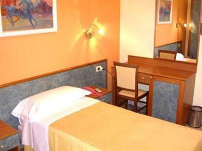 фото отеля Blumentag Hotel Paola (Italy)