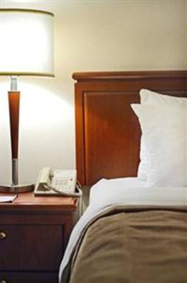 фото отеля Quality Hotel Downtown Montreal