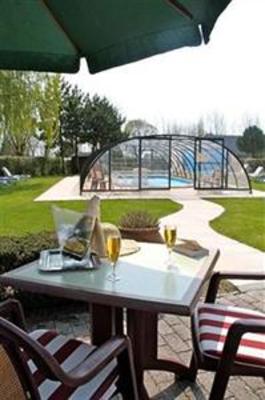фото отеля Hotel Du Golf Cabourg