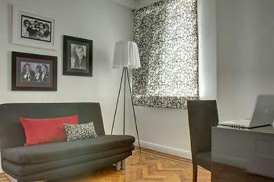 фото отеля Broadway Hotel & Suites