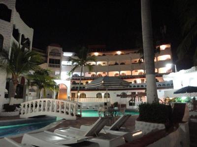фото отеля Pacific Paradise Hotel & Suites
