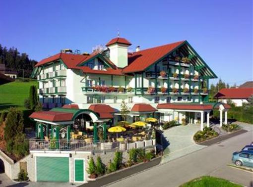 фото отеля Irmgard am Attersee