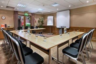 фото отеля Hilton East Midlands Airport