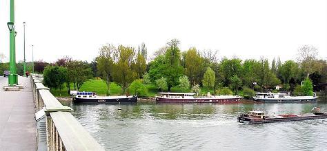 фото отеля Campanile Paris Ouest Pont de Suresnes