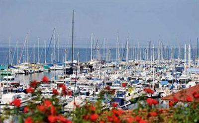 фото отеля Park and Suites - Thonon-les-Bains