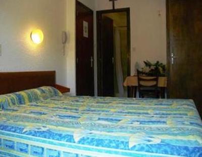 фото отеля Hotel Saint Roch Lourdes