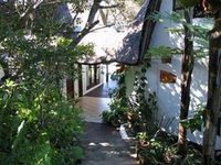 Crawford's Beach Lodge