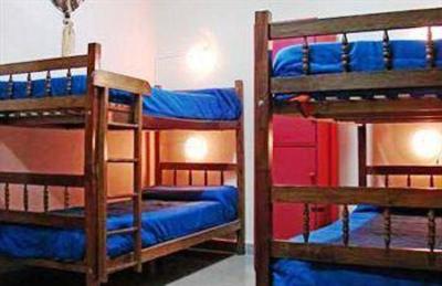 фото отеля Backpackers Home
