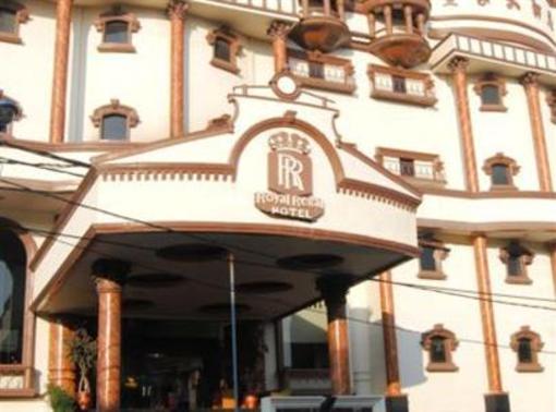 фото отеля Hotel Royal Regal Surabaya