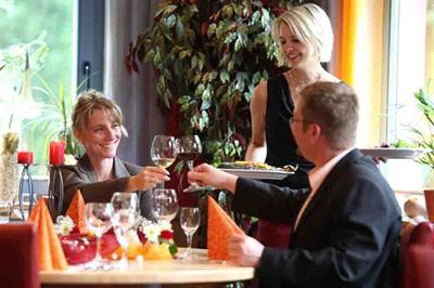 фото отеля Behringers Freizeit & Tagungshotel Gossweinstein