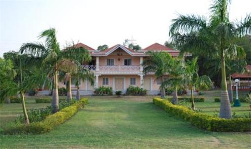 фото отеля Kishkinda Heritage Resort
