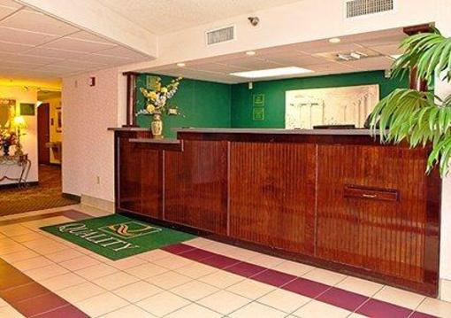 фото отеля Quality Inn Saraland