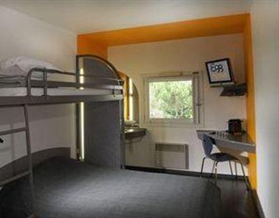 фото отеля Egg Hotel Sarcelles