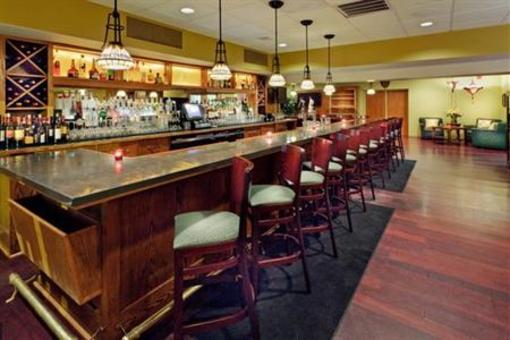 фото отеля Holiday Inn South Kingstown