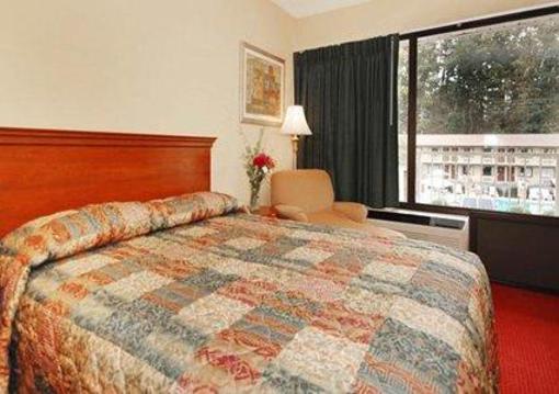 фото отеля Quality Inn Interstate