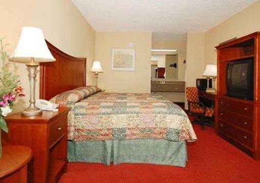 фото отеля Quality Inn Interstate